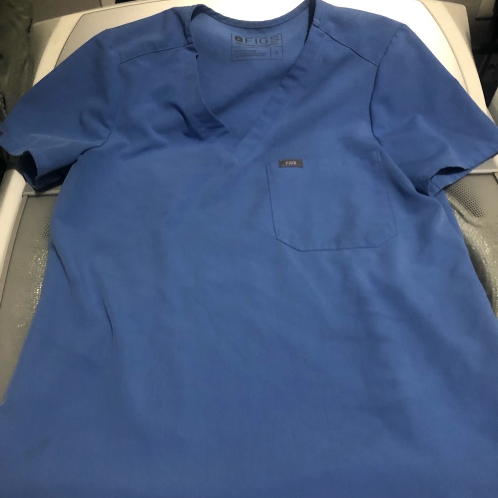 Figs scrub top, medical